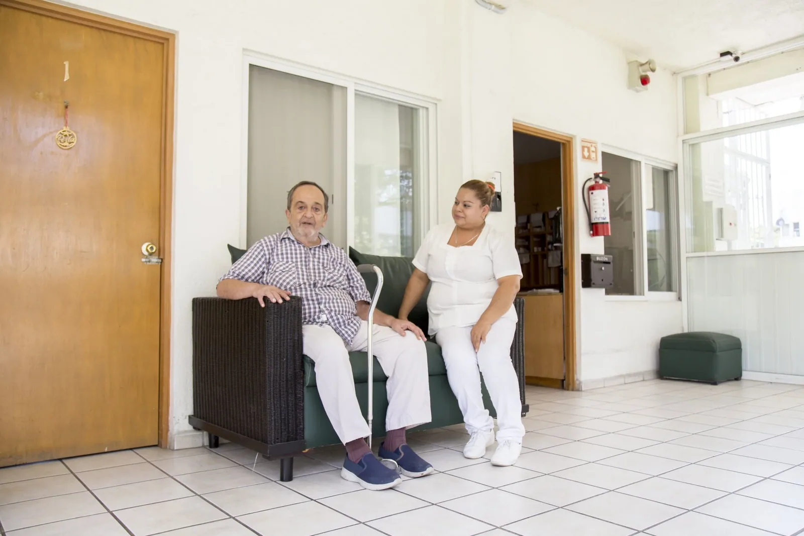 Entendiendo y Manejando el Sundowning en Pacientes con Alzheimer