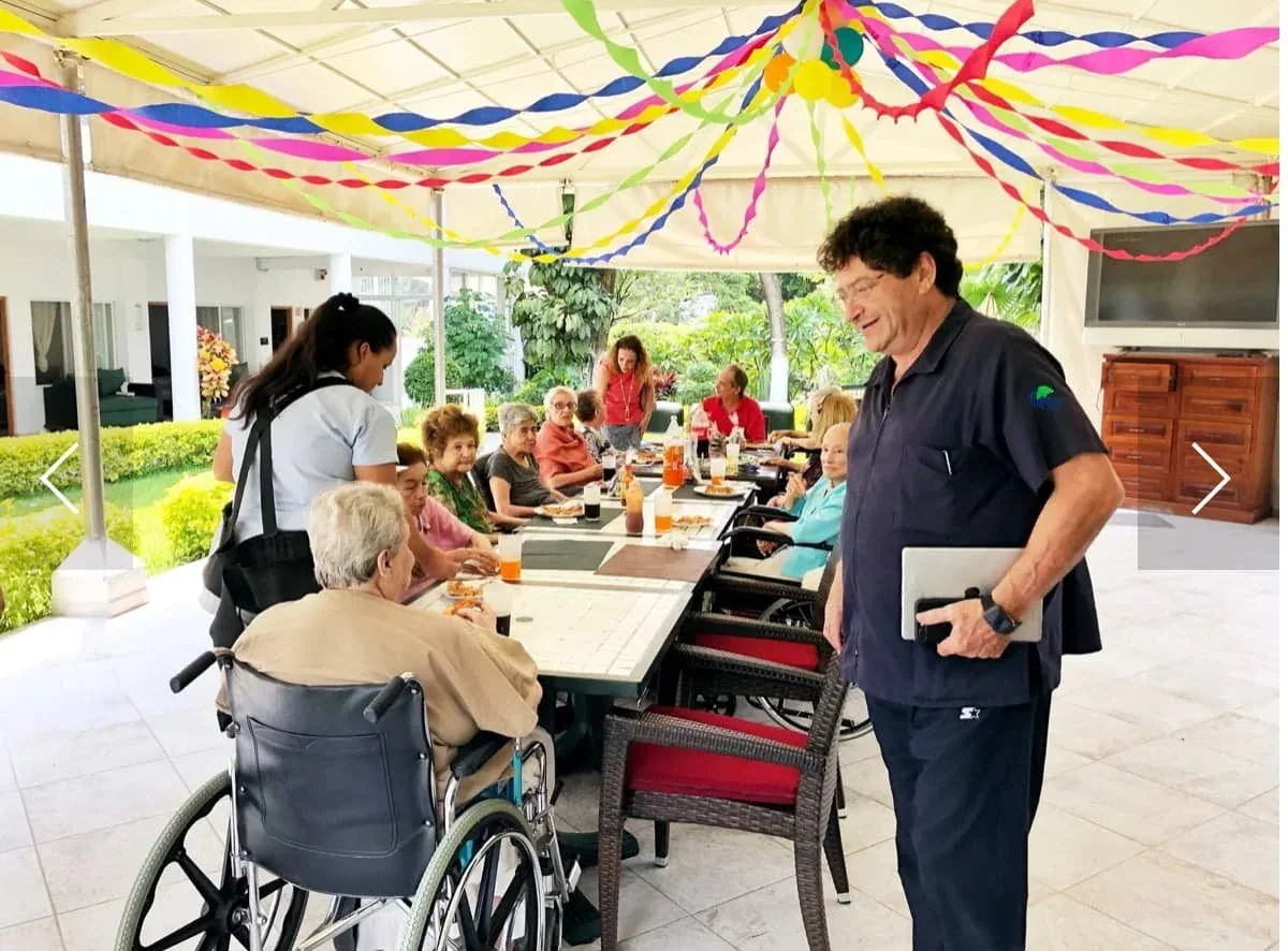 Casa de día vs residencia de tiempo completo: la diferencia real