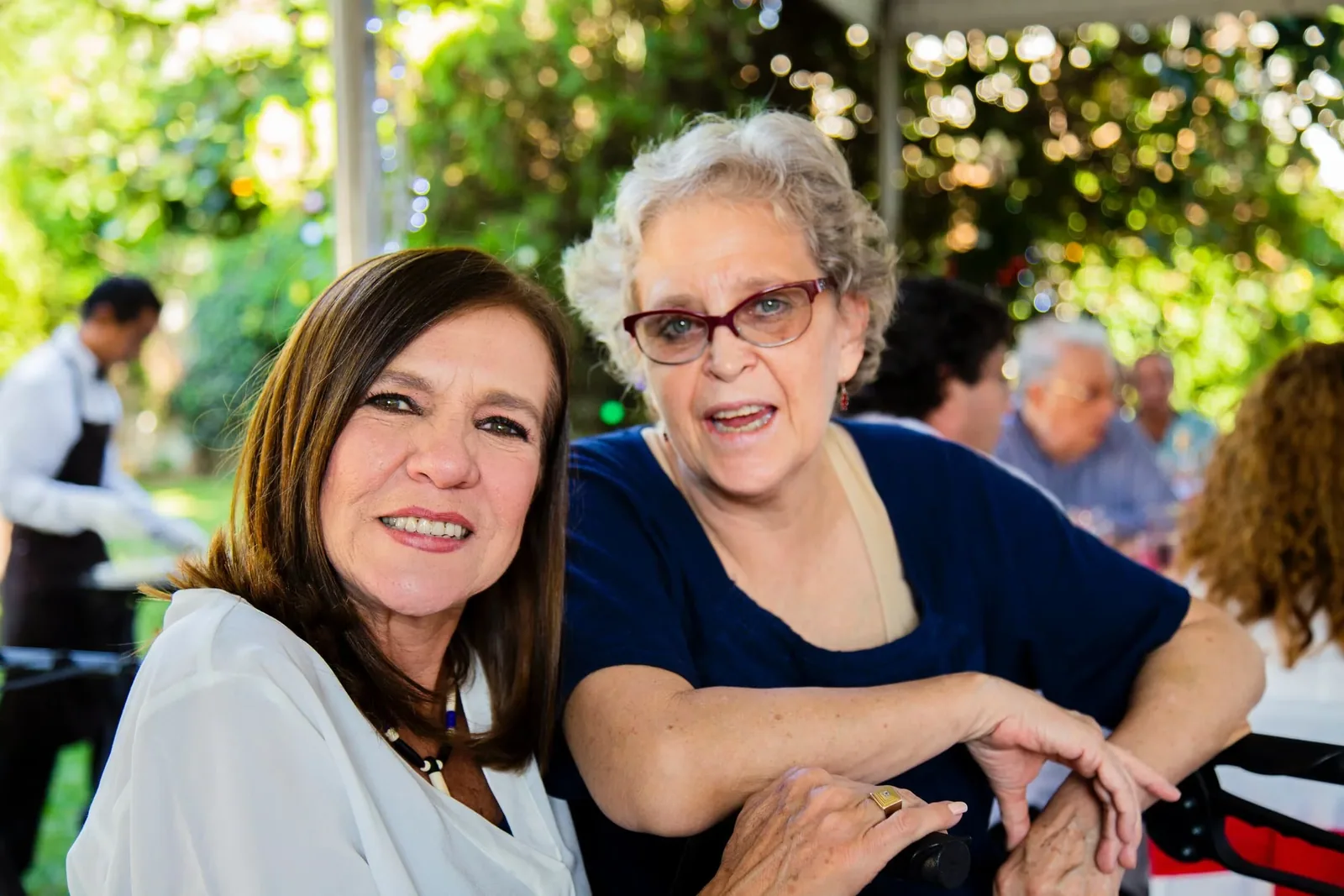 Señales de que un Adulto Mayor Necesita Supervisión en Casa: Guía para Familias